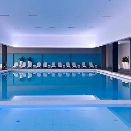 Park Plaza Belvedere Μεντουλίν