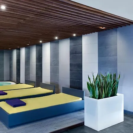 מלון Park Plaza Belvedere