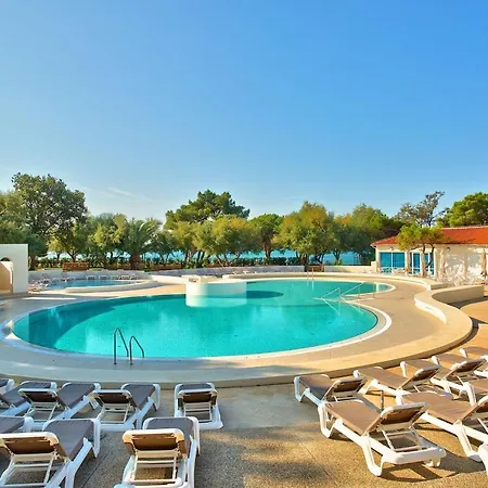 מלון Park Plaza Belvedere 4*