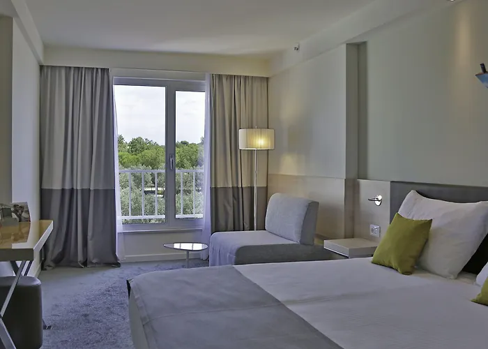 Park Plaza Belvedere Hotel